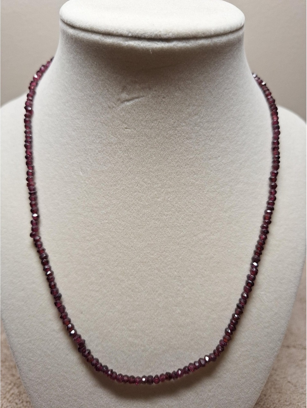 Rhodolite garnet beaded necklace in sterling silver rondelles